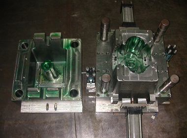 tea pot mold made by EM china plastic injection mould supplier and provider tea pot mold made by EM china plastic injection mould supplier and provider